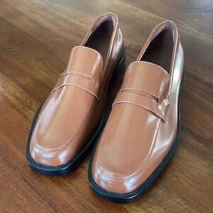 NWOT Everlane Leather Loafers